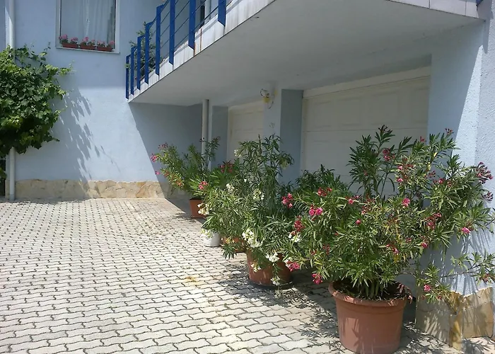 Laguna Apartmanház